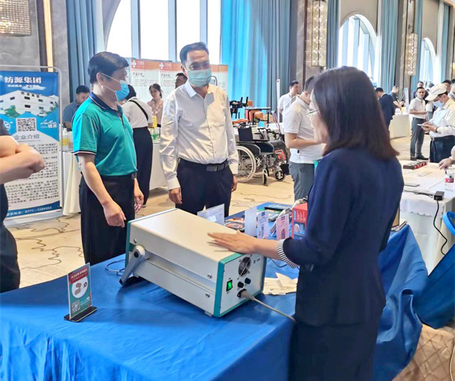 氦氖激光多功能治療儀、鋁鎵銦磷半導體激光治療儀、半導體激光/低頻治療儀-康興醫(yī)療器械官網(wǎng)