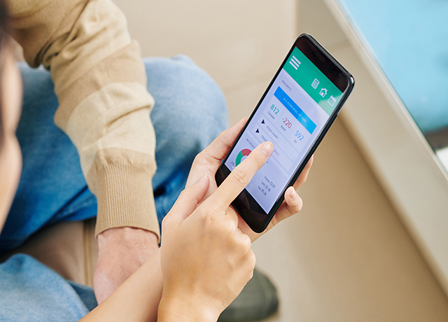 玩手機(jī) 娛樂(lè) 看信息-康興醫(yī)療官網(wǎng) 玩手機(jī) 娛樂(lè) 看信息-康興醫(yī)療官網(wǎng)